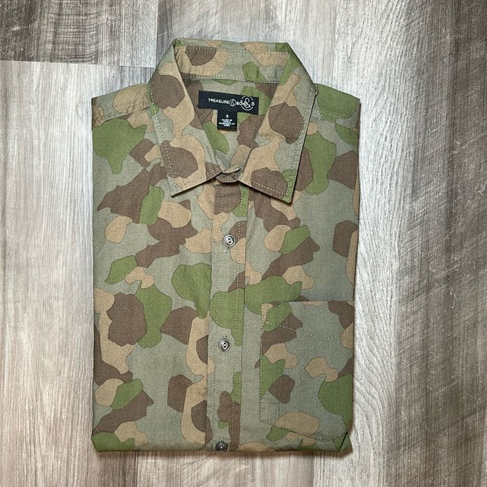 Treasure & Bond Camouflage Long Sleeve Button Down Shirt - Small
